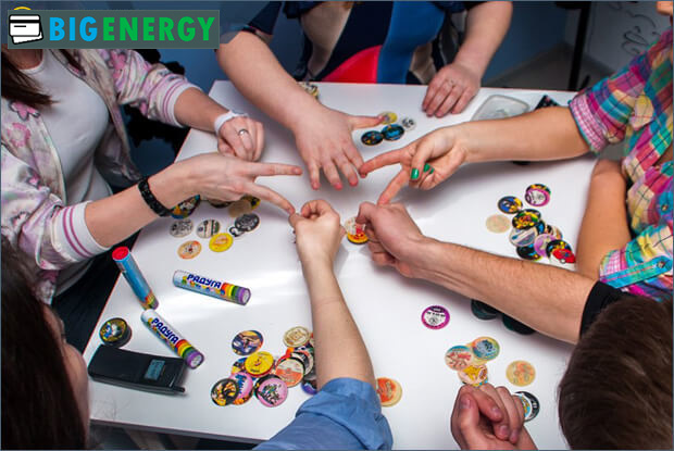 Камінь ножиці папір